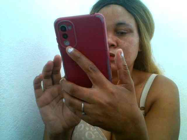 JELLA1 webcam