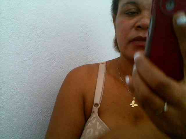 JELLA1 webcam