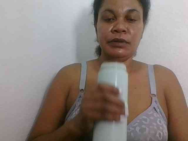 JELLA1 webcam