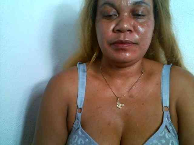 JELLA1 Live Webcam on BongaCams