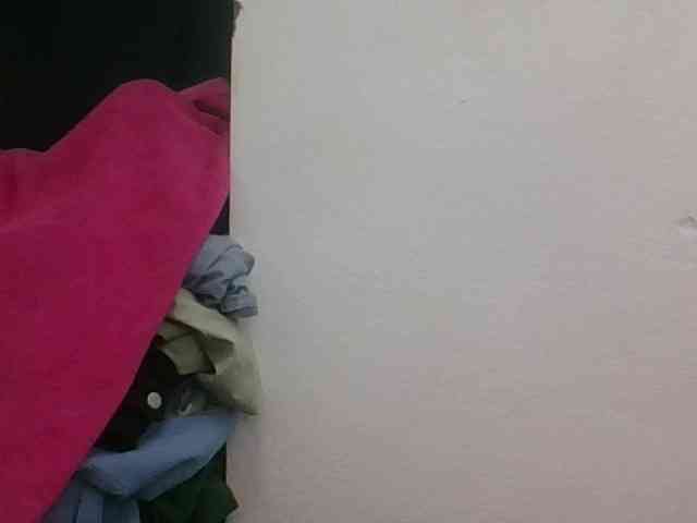 JELLA1 webcam