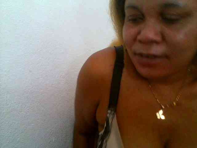 JELLA1 webcam