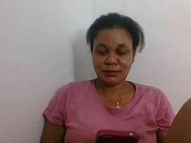 JELLA1 webcam