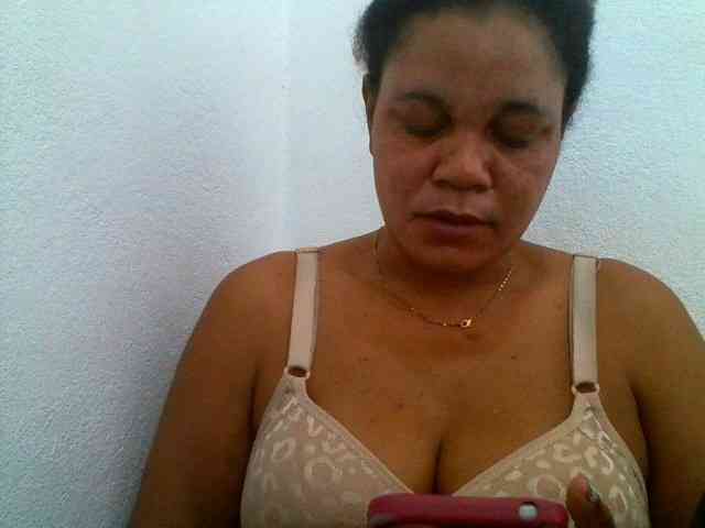 JELLA1 webcam
