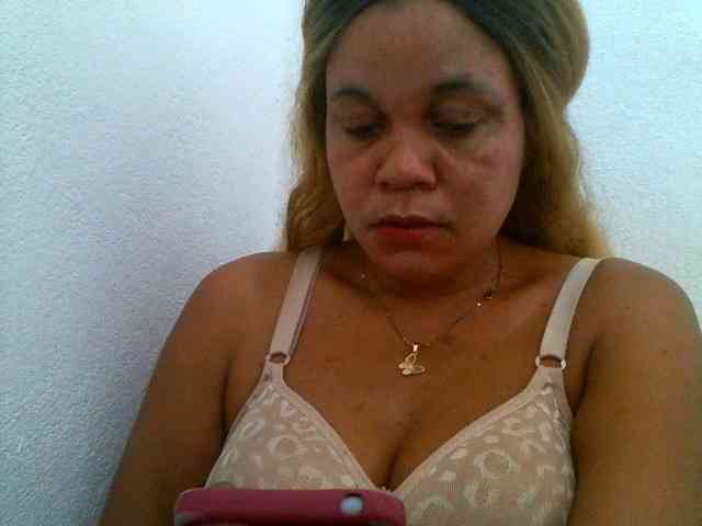 JELLA1 webcam