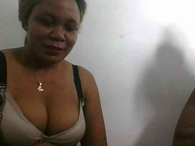 JELLA1 webcam