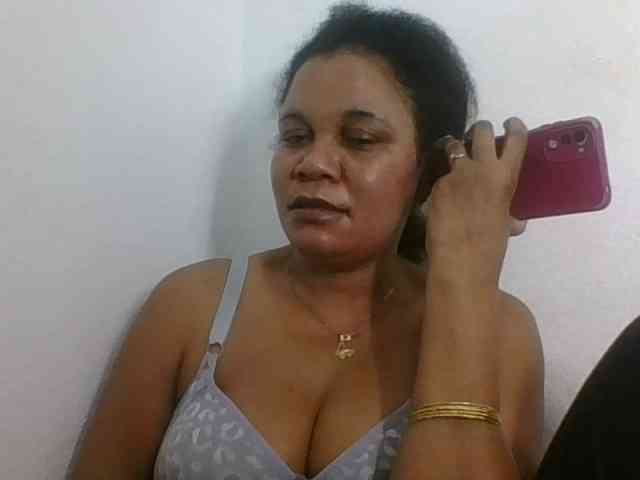 JELLA1 webcam