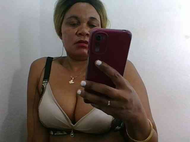 JELLA1 webcam