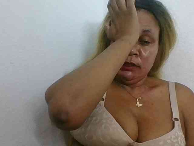 JELLA1 webcam