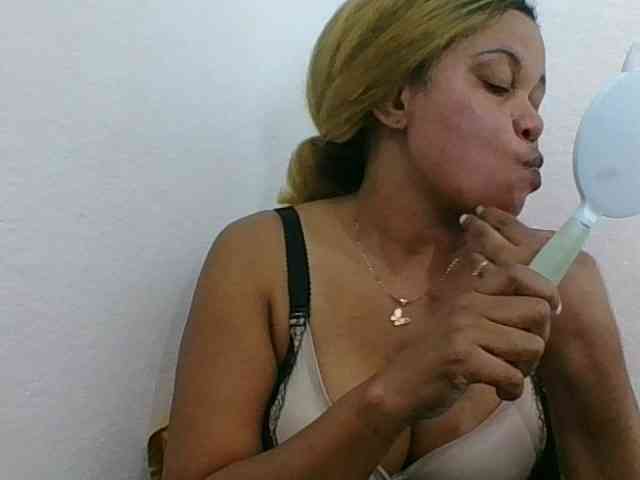 JELLA1 webcam