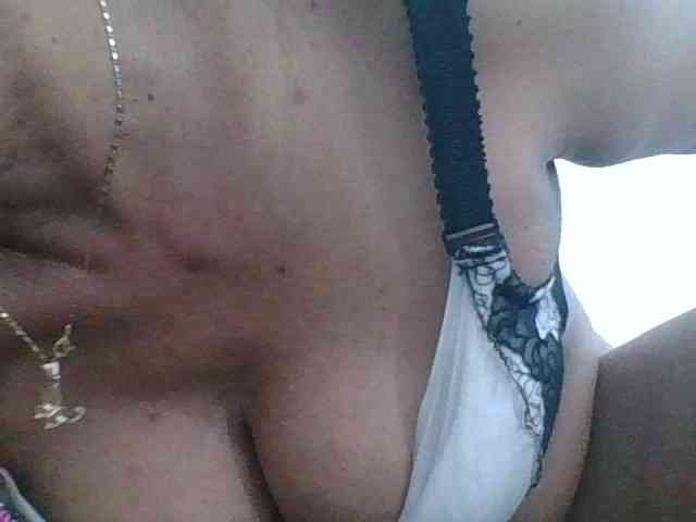 JELLA1 webcam