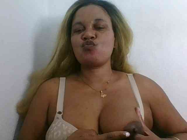 JELLA1 webcam