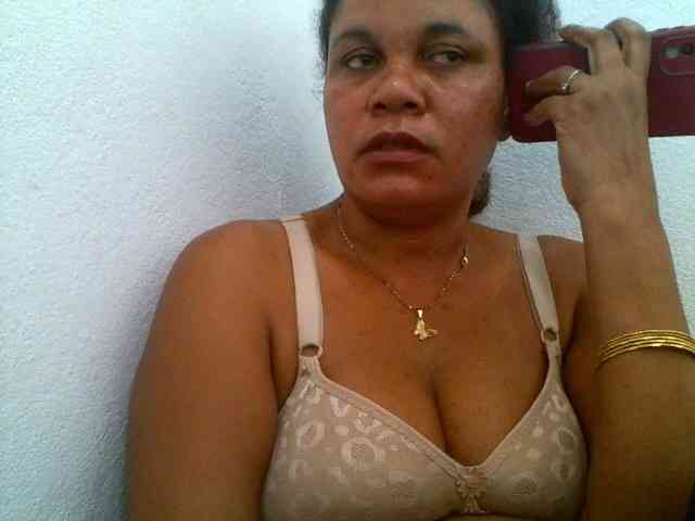 JELLA1 webcam