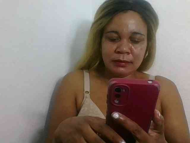 JELLA1 webcam