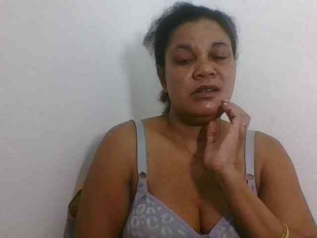 JELLA1 webcam
