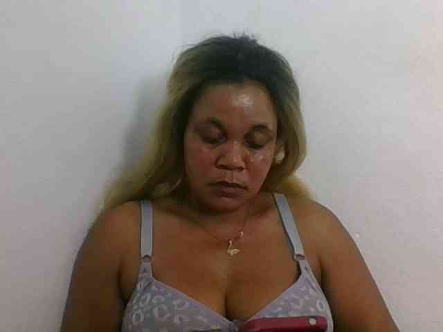 JELLA1 webcam