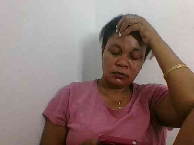 JELLA1 webcam