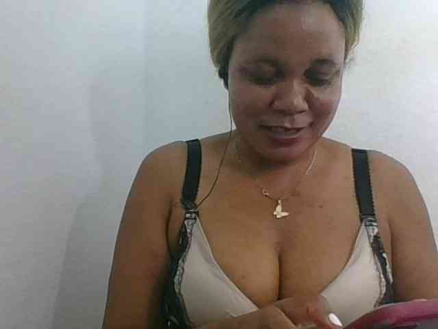 JELLA1 webcam