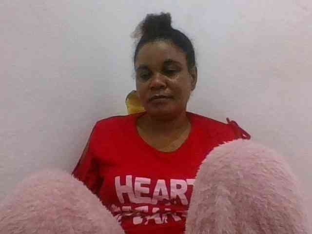 JELLA1 Live Webcam on BongaCams