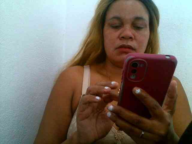 JELLA1 webcam