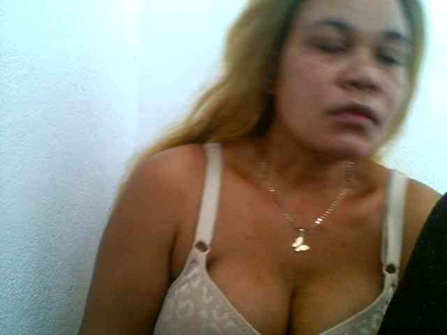 JELLA1 webcam