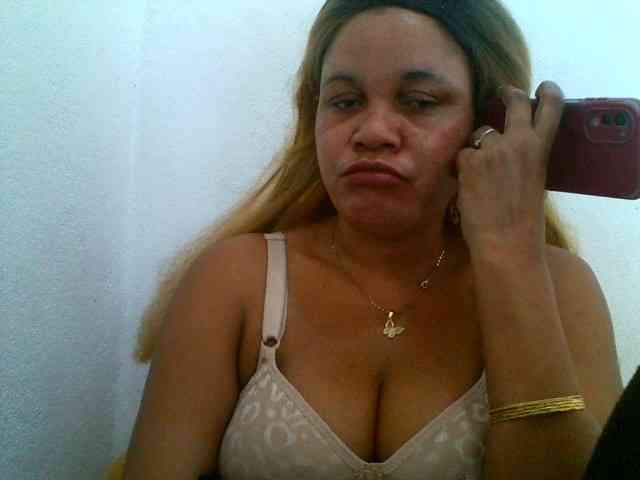 JELLA1 webcam