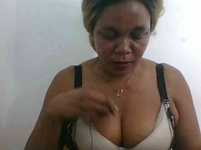 JELLA1 webcam