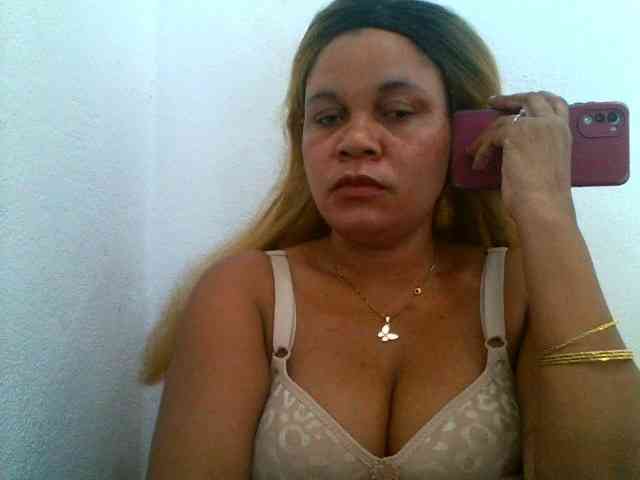 JELLA1 webcam