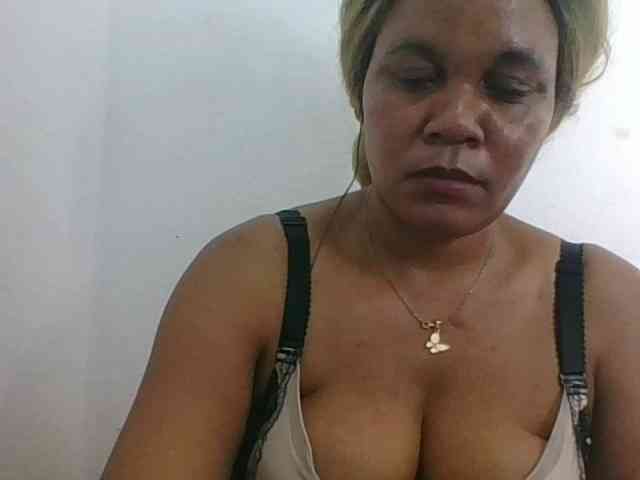 JELLA1 webcam