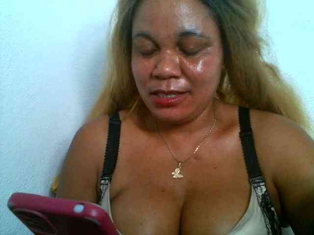 JELLA1 webcam