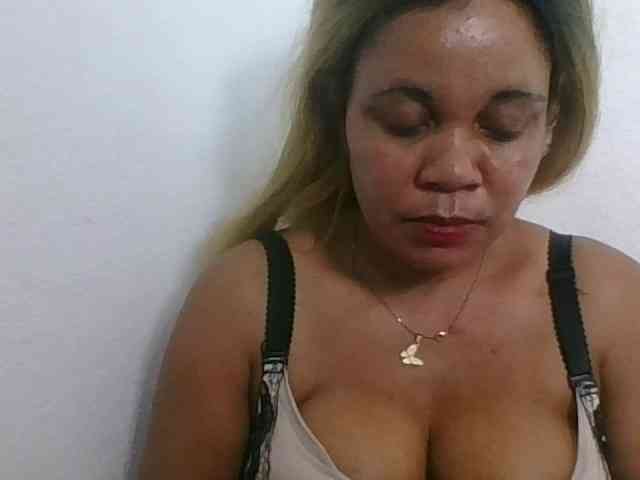 JELLA1 webcam