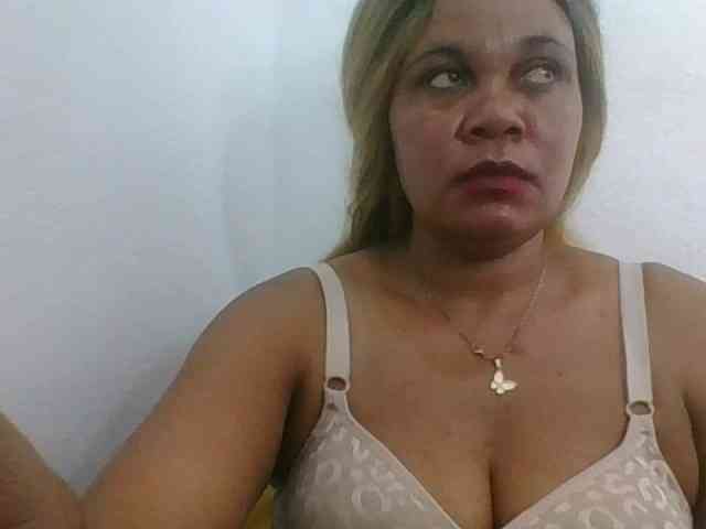 JELLA1 webcam