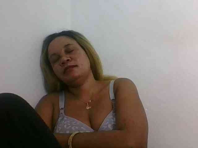 JELLA1 webcam