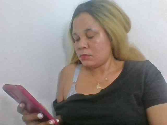 JELLA1 webcam