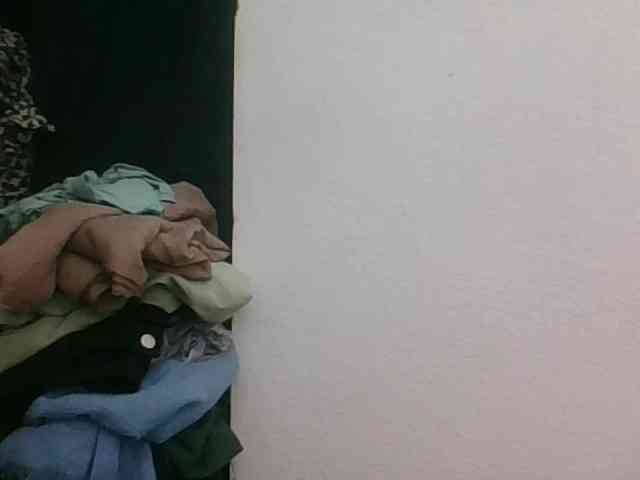 JELLA1 webcam