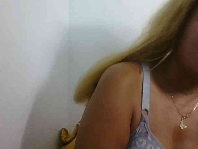 JELLA1 webcam