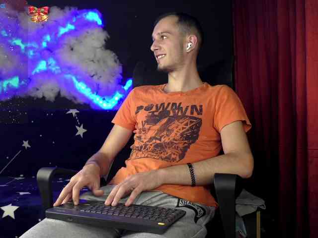 AxelMassimo AxelMassimo