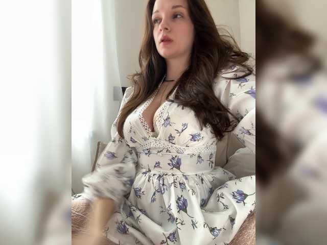 Nika141's BongaCams show and profile