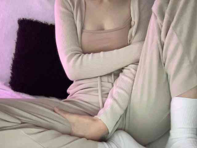 BestyBoobs webcam