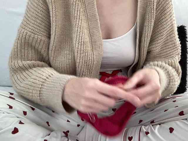 BestyBoobs webcam