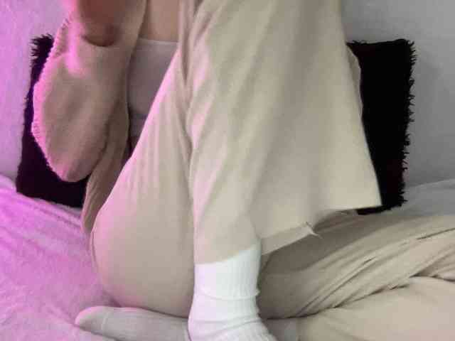 BestyBoobs webcam