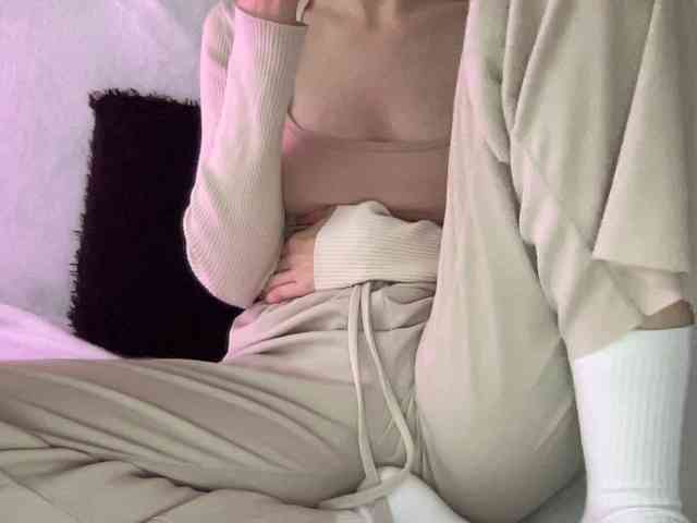 BestyBoobs webcam