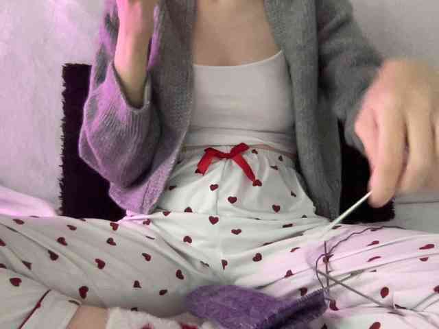 BestyBoobs webcam