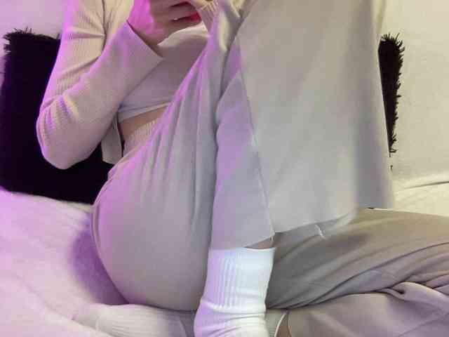 BestyBoobs webcam
