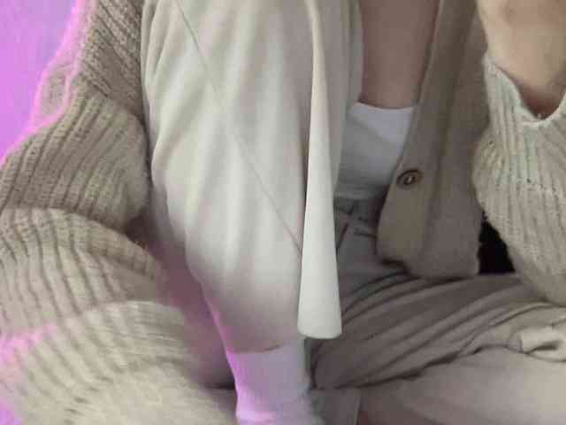 BestyBoobs webcam