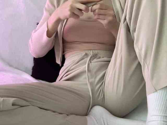 BestyBoobs webcam