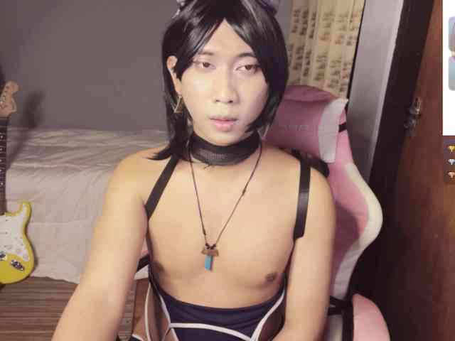 emichannn Live Webcam on BongaCams