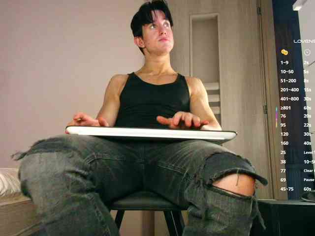 JustChrisHere JustChrisHere