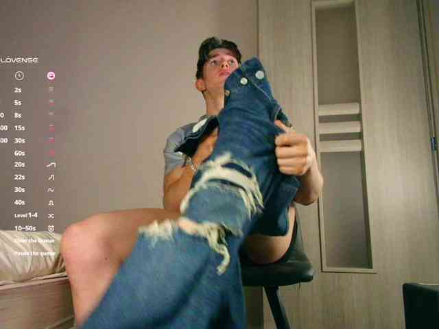 JustChrisHere JustChrisHere