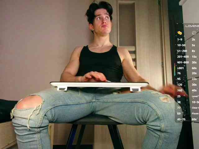 JustChrisHere JustChrisHere